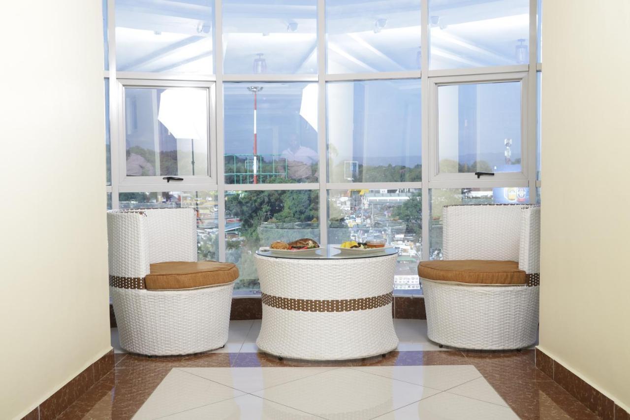 Claire De Lune Moonlight Hotel Накуру Экстерьер фото